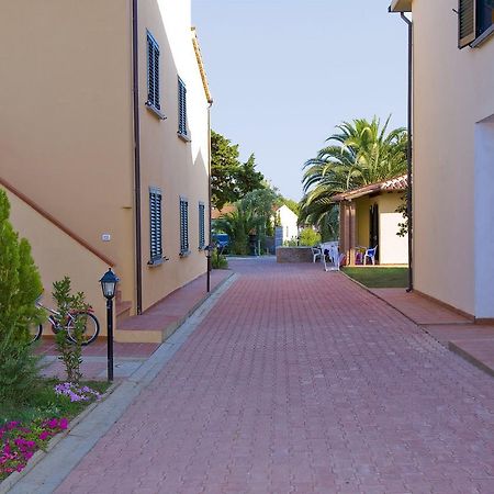 Borgo Guglielmo Aparthotel Marina di Cecina Kültér fotó